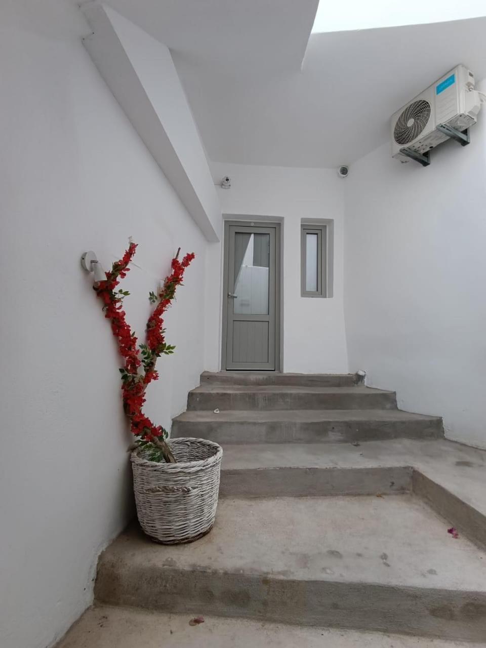Fira Comfort Rooms מראה חיצוני תמונה