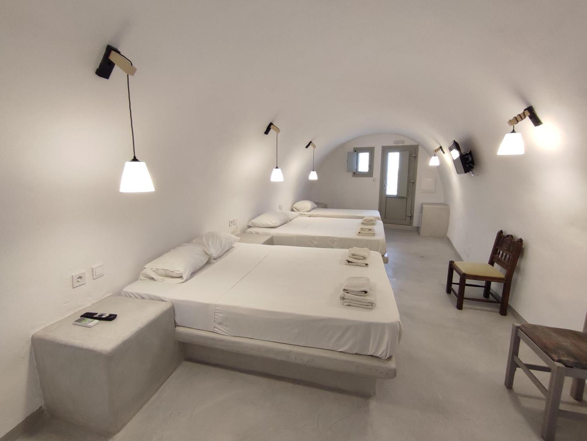 Fira Comfort Rooms מראה חיצוני תמונה